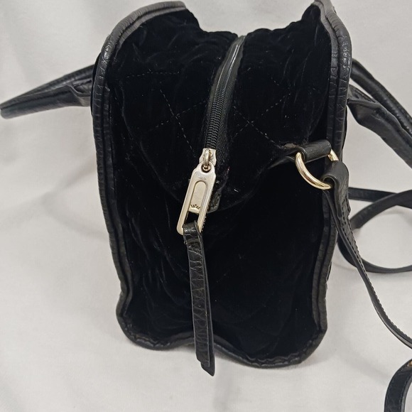 Juicy Couture Purse BLACK VELVET Quilted Leather TRIM Square Bag GOLD HEARTS - Picture 12 of 16